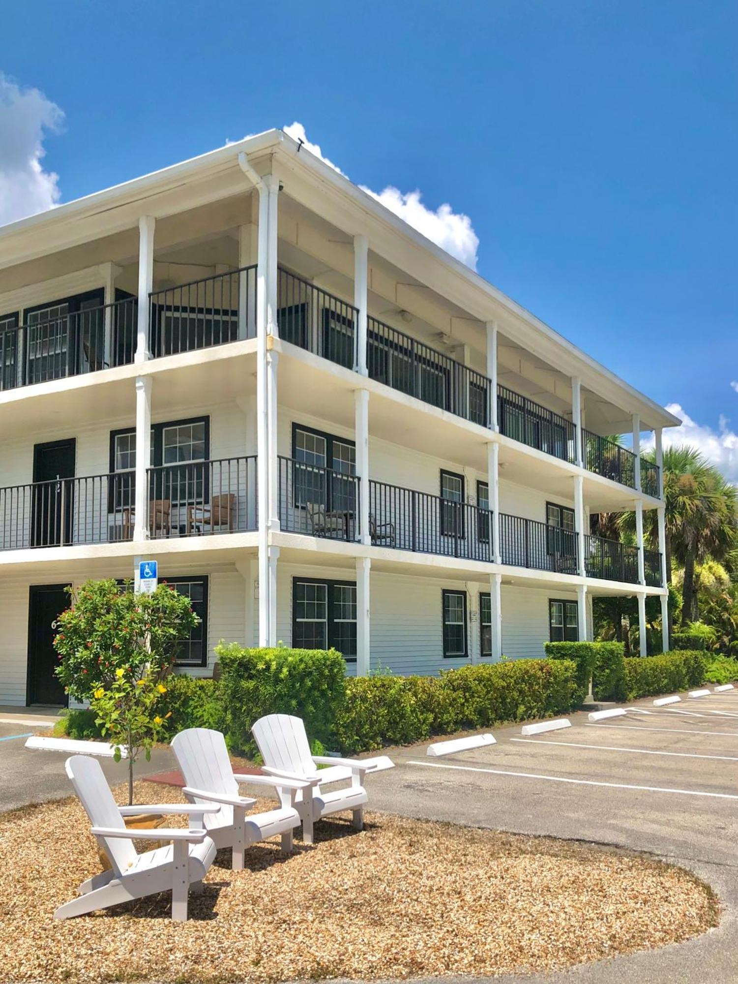 סבסטיאן Davis House Inn מראה חיצוני תמונה
