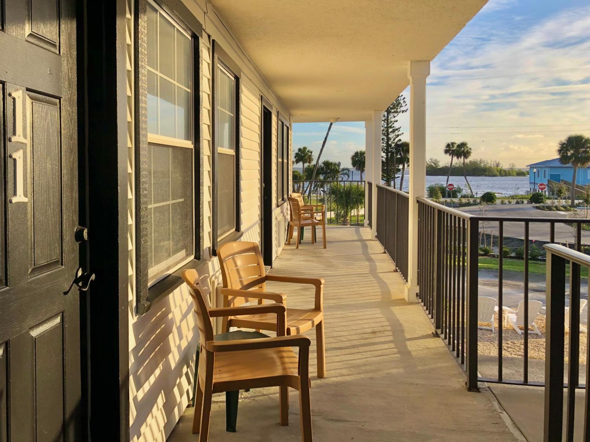 סבסטיאן Davis House Inn חדר תמונה